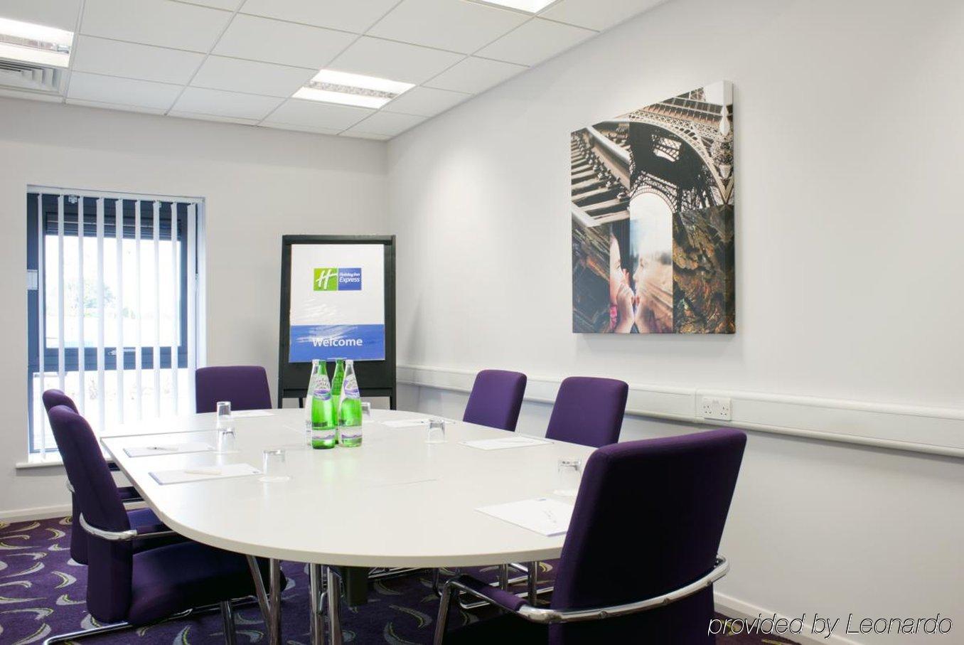 Holiday Inn Express Preston South By Ihg Екстер'єр фото