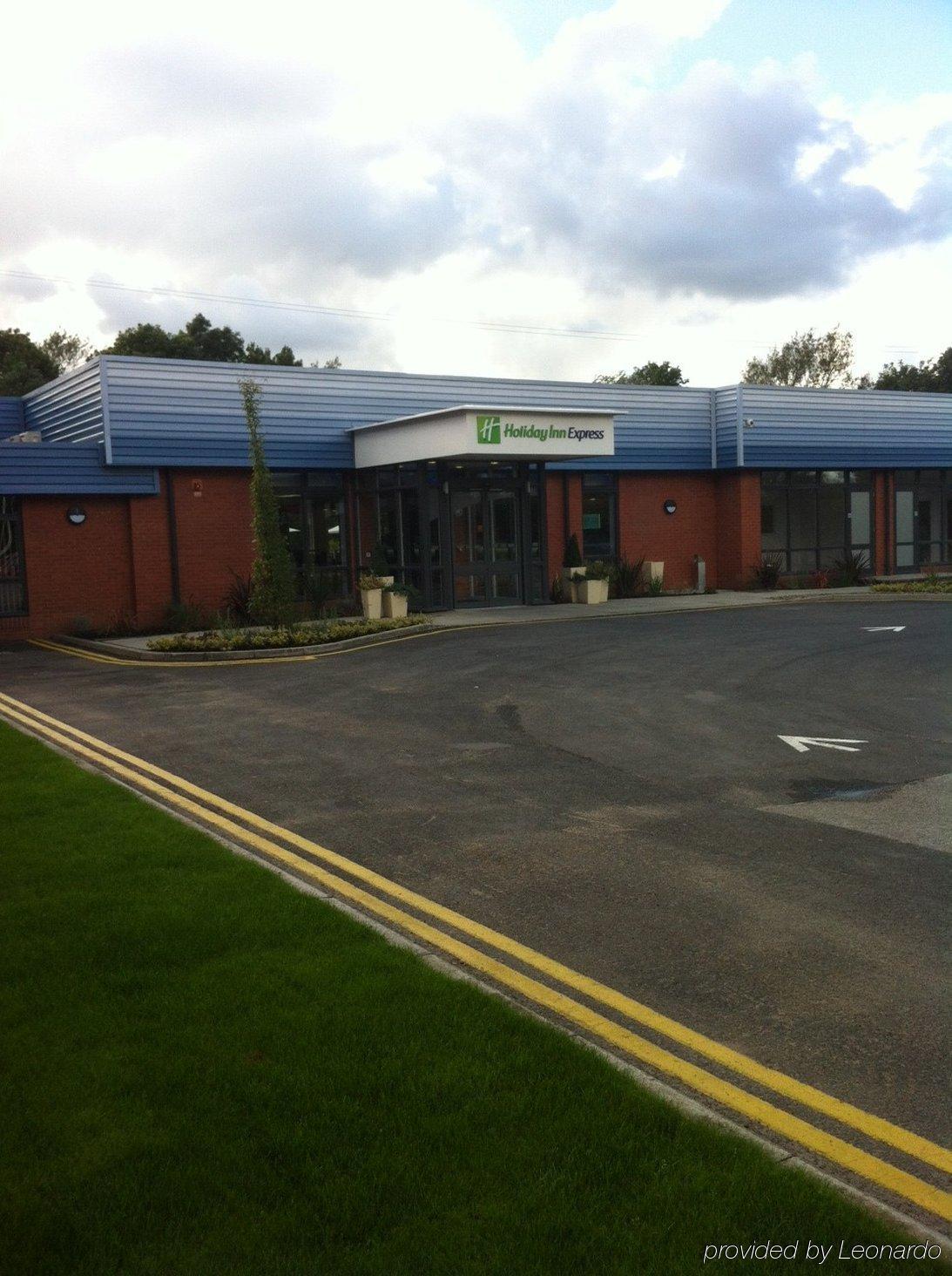 Holiday Inn Express Preston South By Ihg Екстер'єр фото